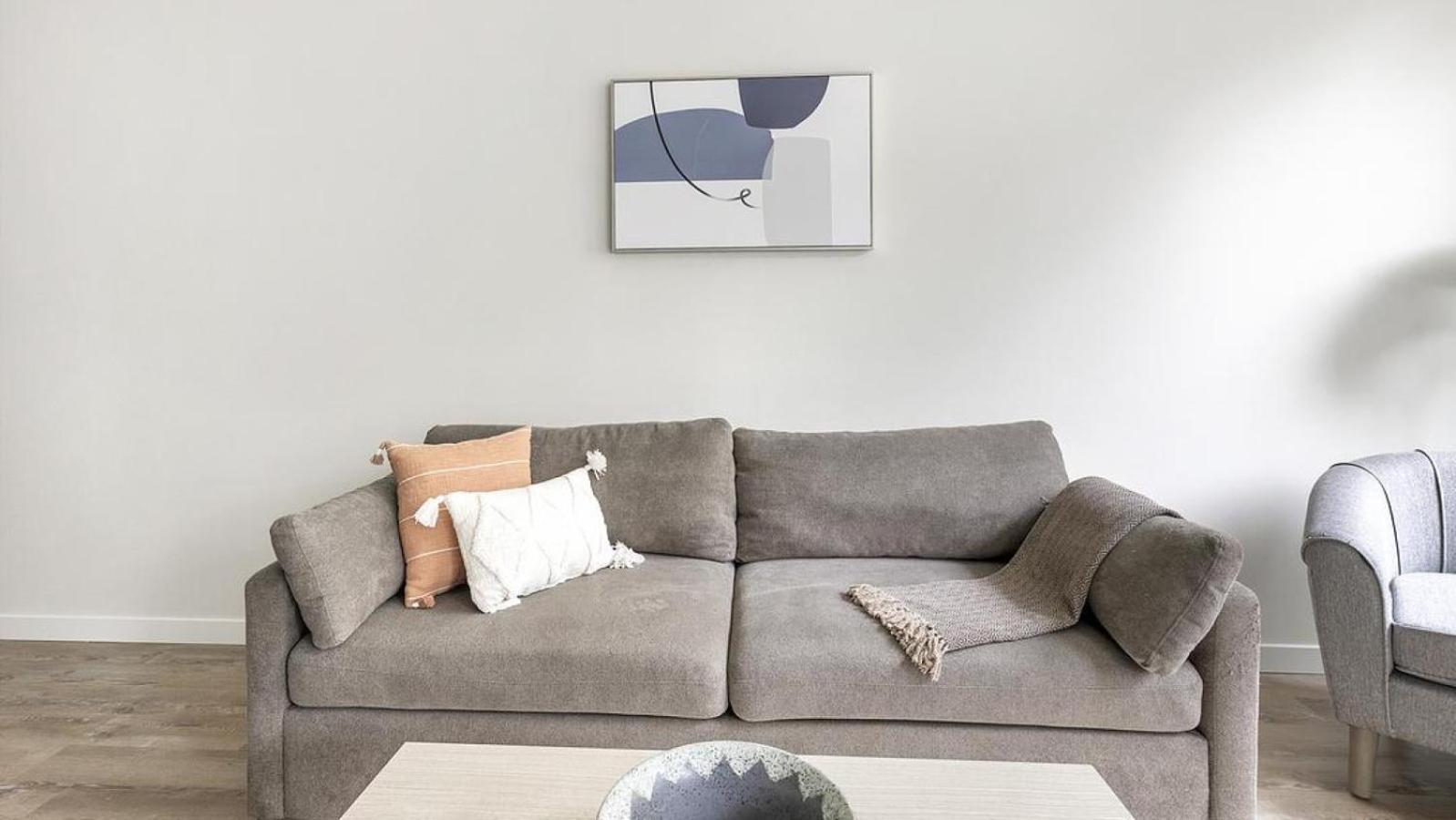 Landing - Modern With Amazing Amenities Portland